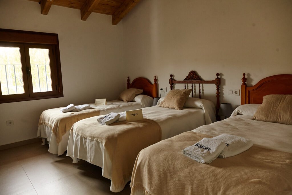 Habitación triple con camas individuales